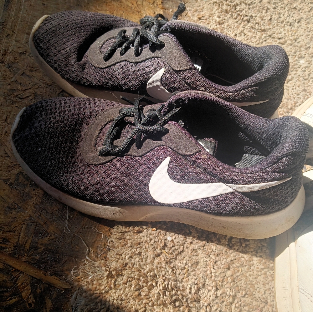 Nike women shoes